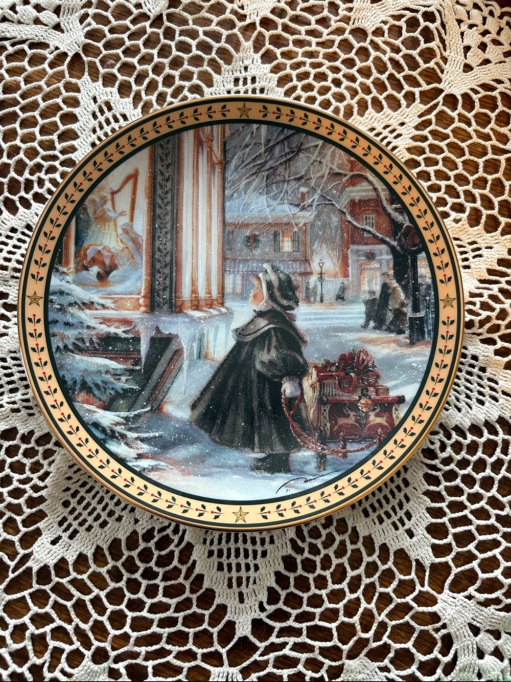 Vintage-Style Winter Scene Decorative Plate - Black Accent